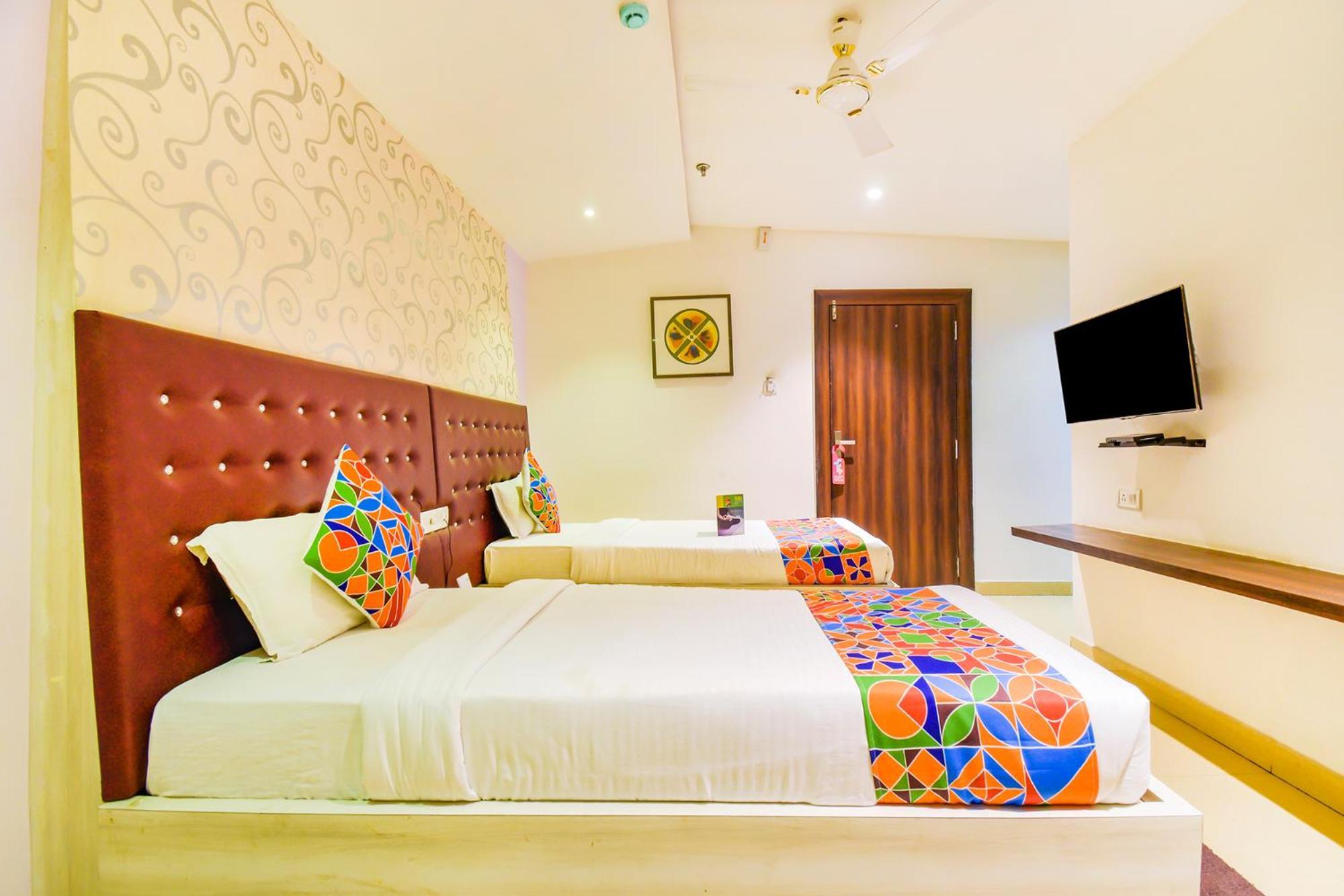 Fabhotel Pentagon Next - Bhubaneswar Railway Station Exterior foto
